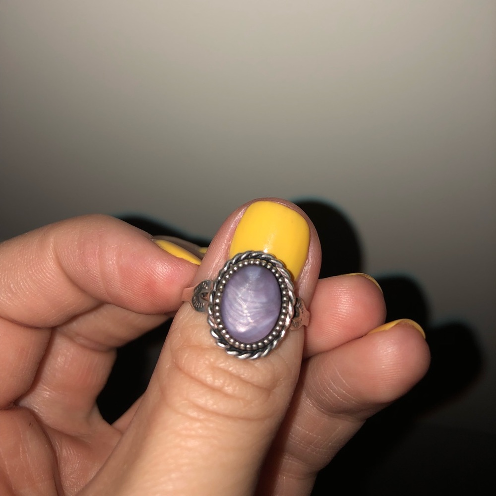 Size 8 sterling silver ring